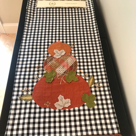 Black and White Check Pumpkin Table Runner - Picture 6 of 10